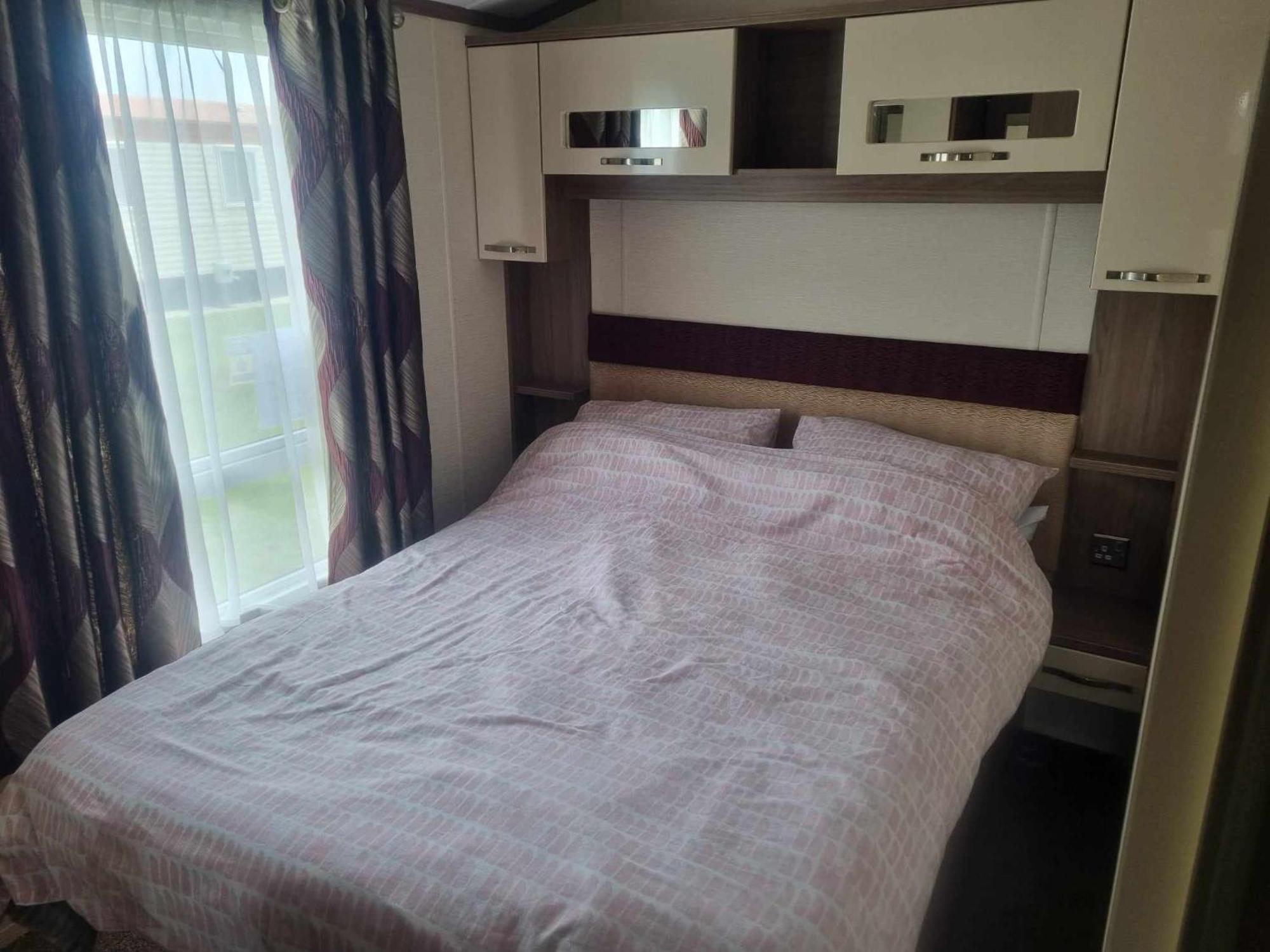 Hotel 8 Berth Deluxe Pg36 Chapel St. Leonards Exterior foto